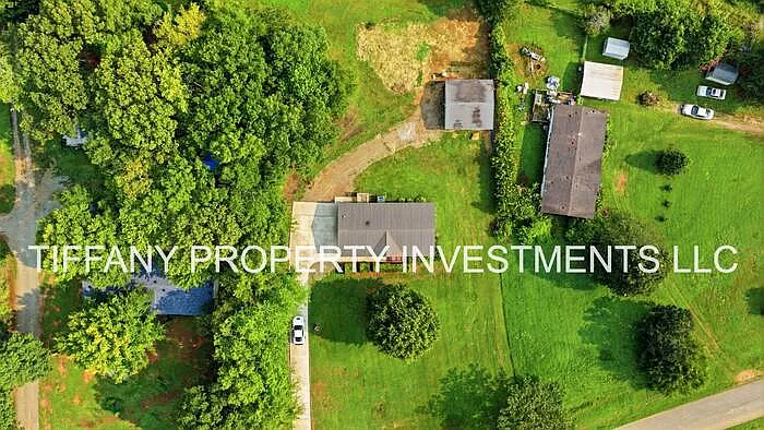 148 Helen Young Dr — Photo 18