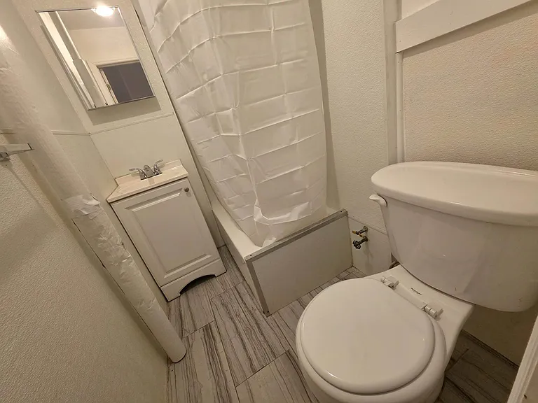 1336 Willoughby Ave #1A — Photo 5