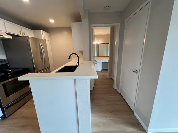 8163 Redlands St, Playa Del Rey, CA