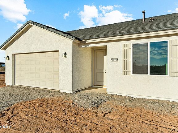 3rd image of 31723 W BUCHANAN Street