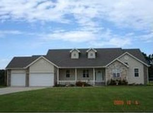 17858 Locust Rd, Neosho, MO 64850