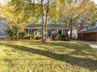 102 S New Florissant Rd, Florissant, MO 63031