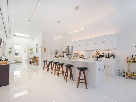 2nd image of 207 S Main St #300