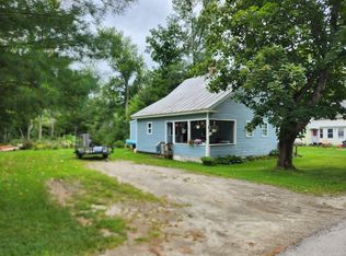 66 Water St, Hartland, ME 04943