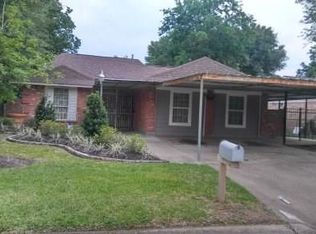 3618 Hollybrook Ln, Houston, TX 77039