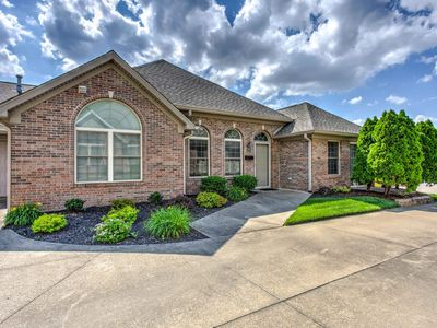 8160 Wyntree Villas Dr, Newburgh, IN, 47630