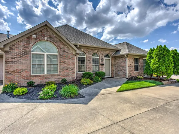 8160 Wyntree Villas Dr, Newburgh, IN 47630