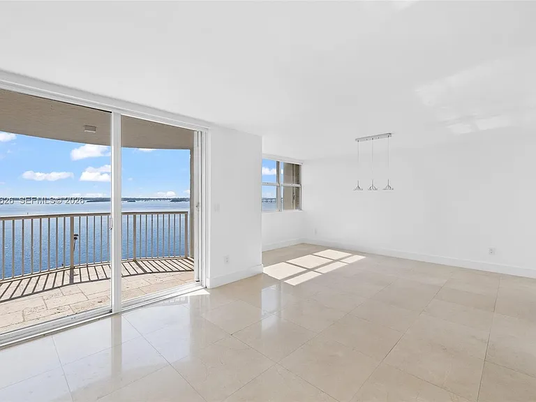 1420 Brickell Bay Dr #1001A — Photo 10