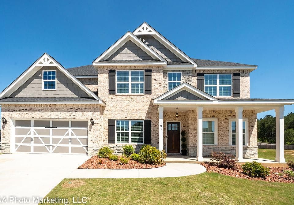 1st image of 121 Bella Dr