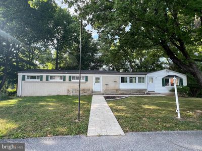 5136 Sunset Dr, Harrisburg, PA, 17112