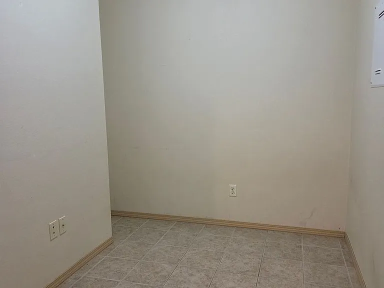 512 Darby Dr #205 — Photo 10