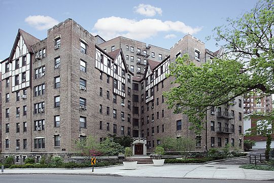 4th image of 3875 Waldo Ave APT 7K