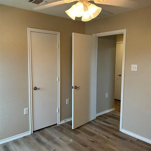 9001 Bird Brook Ln — Photo 14