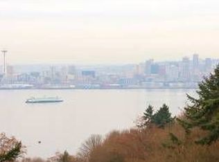 2604C Walnut Ave SW, Seattle, WA 98116