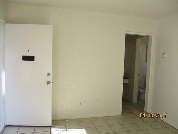 4th image of 2964 Fir St