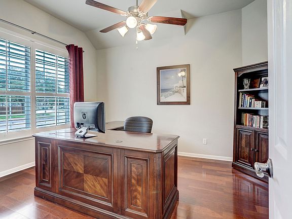 5th image of 9925 Morgan Creek Dr