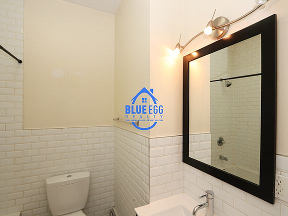 3rd image of 1181 Putnam Ave #4F