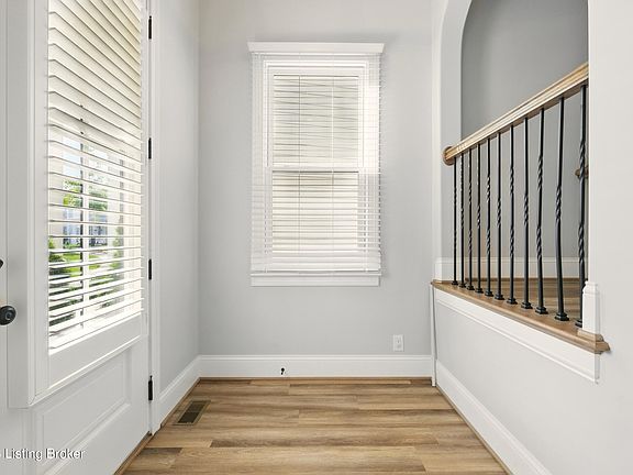 3rd image of 6218 Mistflower Cir