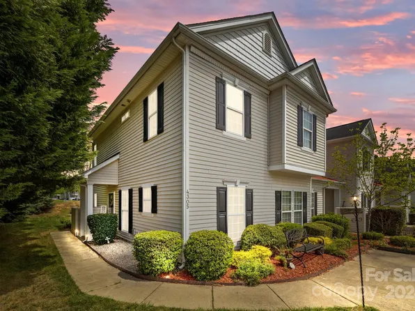 4305 Eaves Ln, Charlotte, NC 28215