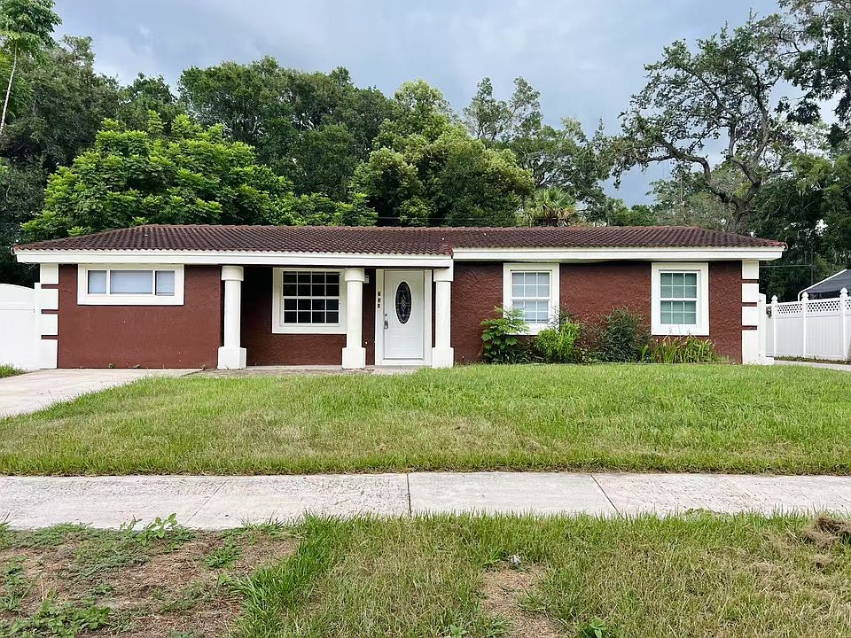 1st image of 734 Rolling Green Dr