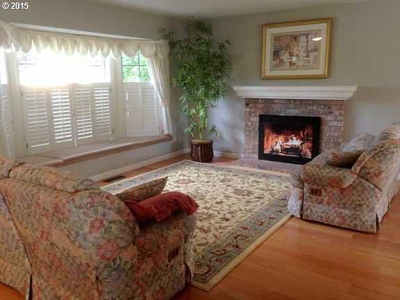 3rd image of 21294 NW Cannes Dr