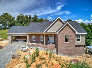 194 E Ridges Dr, Chuckey, TN 37641