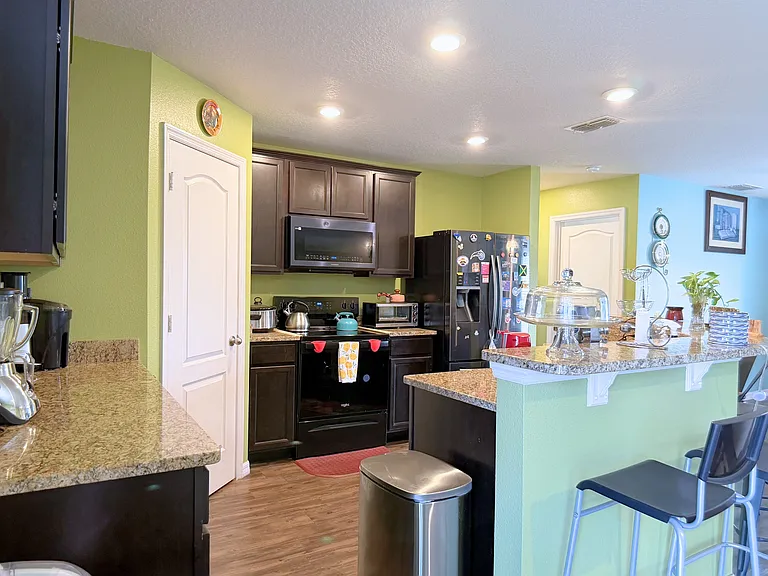 35901 Joewood Ave — Photo 8