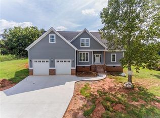 119 Zurich Ln, Statesville, NC 28625