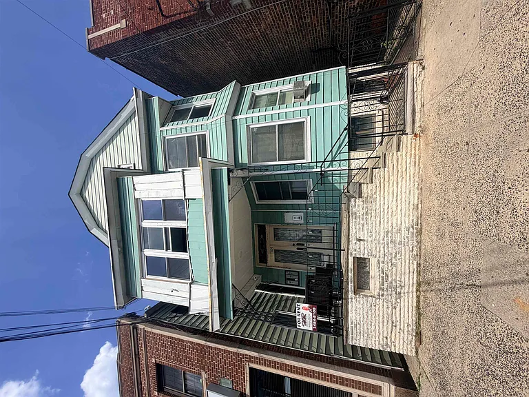 109 Frank E Rodgers Blvd S #2 — Photo 1