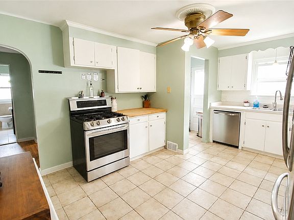 2nd image of 258 Rawlinson Rd