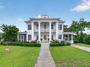 12 Dyal St, Baxley, GA 31513