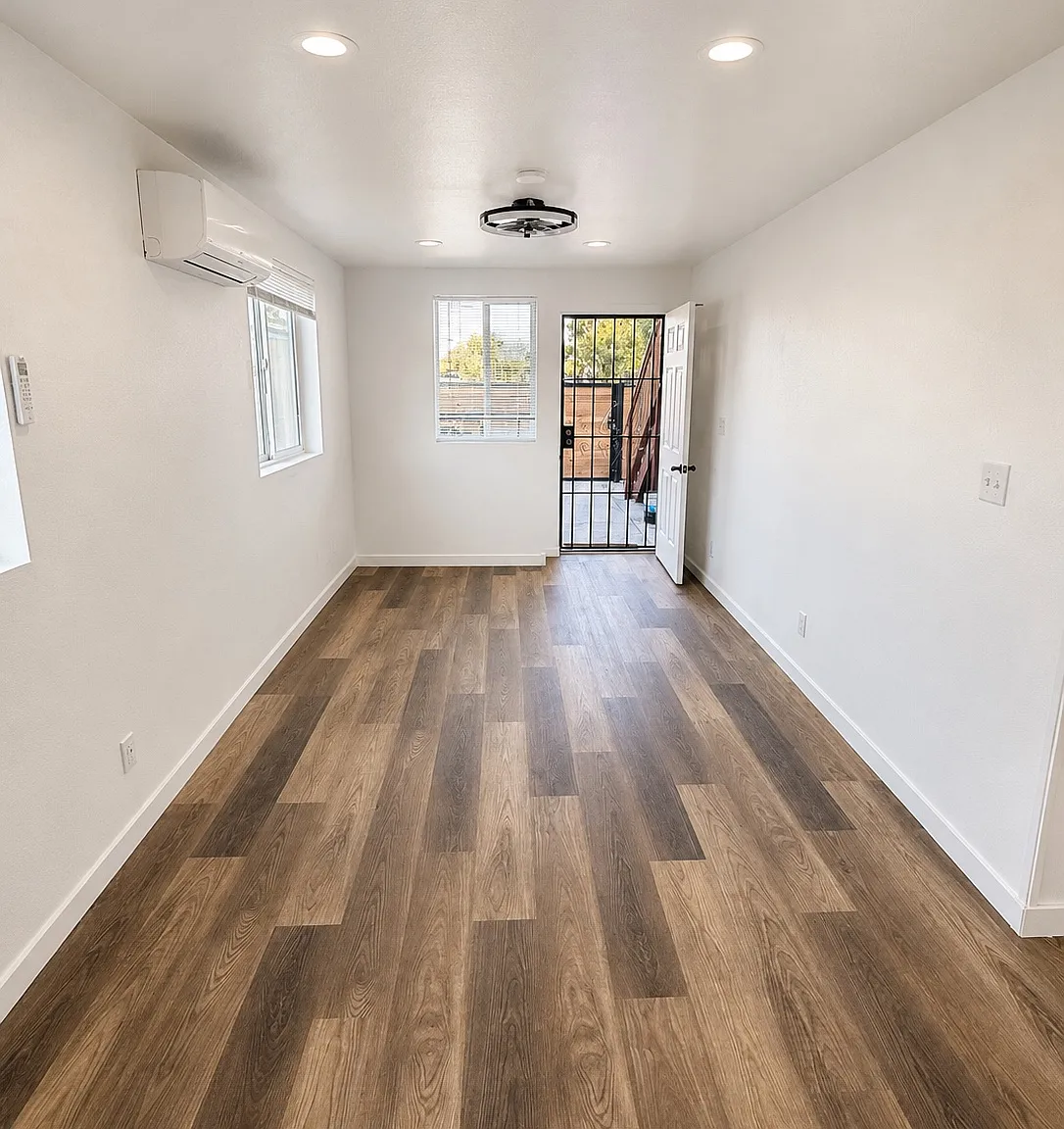 1293 83rd Ave — Photo 2