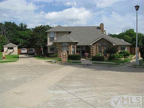 1st image of 1838 Knob Hill Dr