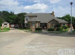 1838 Knob Hill Dr, Garland, TX 75043
