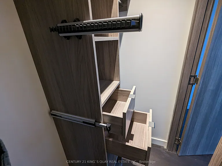 85 McMahon Dr #211 — Photo 16