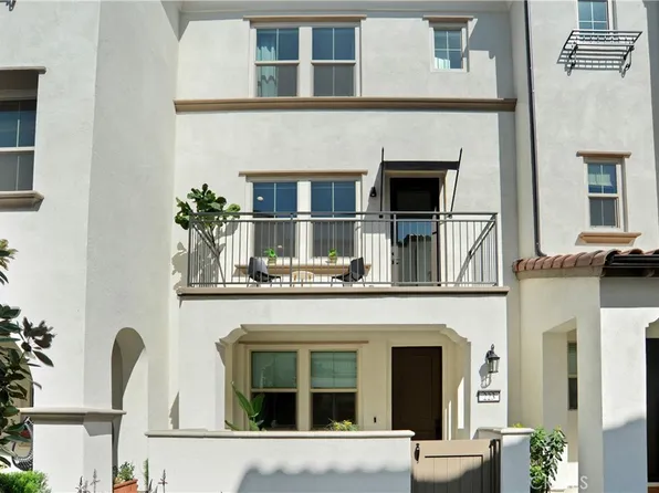 223 Bloomfield Ct, Claremont, CA 91711