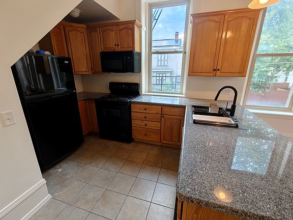 2nd image of 4204 Williamson Pl #2