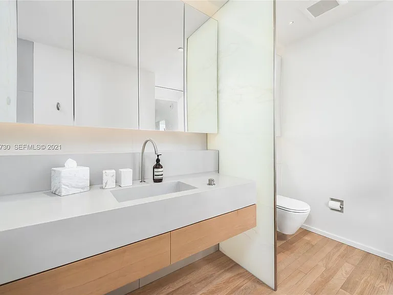 2901 Collins Ave #1408 — Photo 9