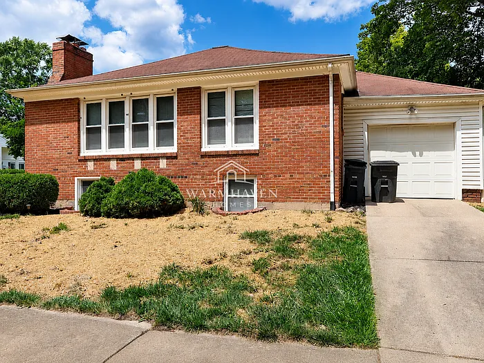 129 Idlewild St — Photo 2