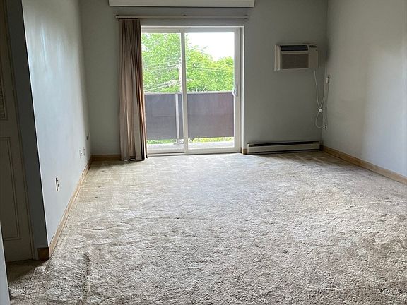 5th image of 179 Presidents Ln Unit 4G