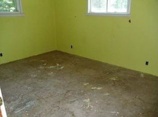 10809 Alpine Dr, Lake, MI 48632