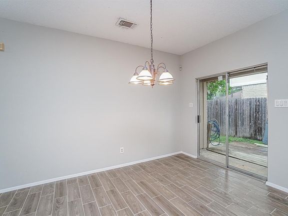 5th image of 4319 Field Meadow Dr