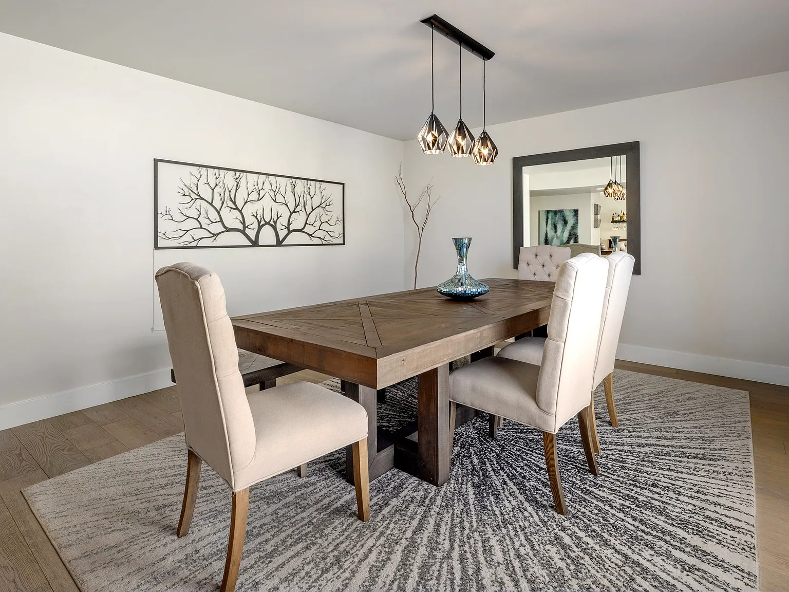 3 bed, 2.5 bath, 3010 sqft, $4,250 — Photo 3