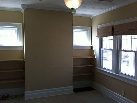 5th image of 419 Wyandotte Ave