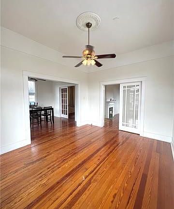 3rd image of 4535 Lasalle St