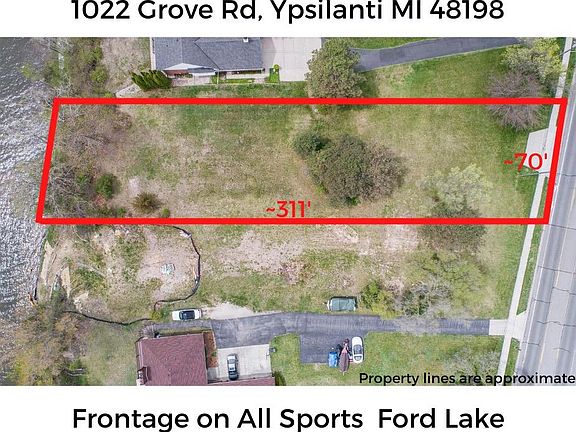 2nd image of 1022 S Grove St