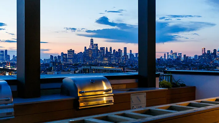 Rented by Nooklyn NYC LLC | media 43