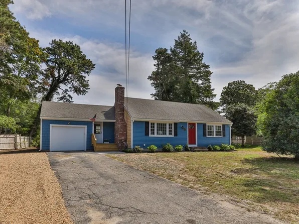 75 Captain York Rd, South Yarmouth, MA 02664