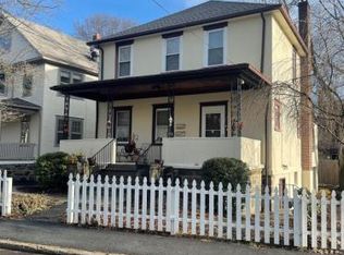 25 Livingston Pl #2, Greenwich, CT 06830