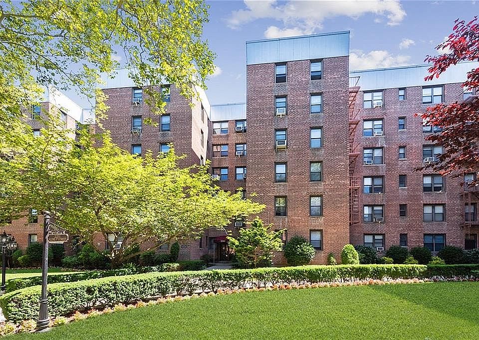 1st image of 2241 Plumb 1 St APT 1-1N